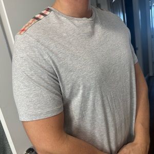 Burberry T shirt
